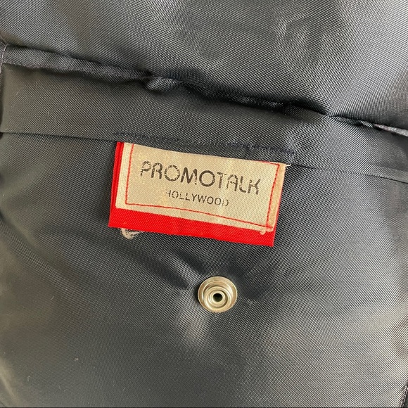 Running Scared Promo Talk Puffer Vest Reversible - Picture 8 of 11